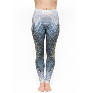 SO TIGHT Hot Yoga leggings